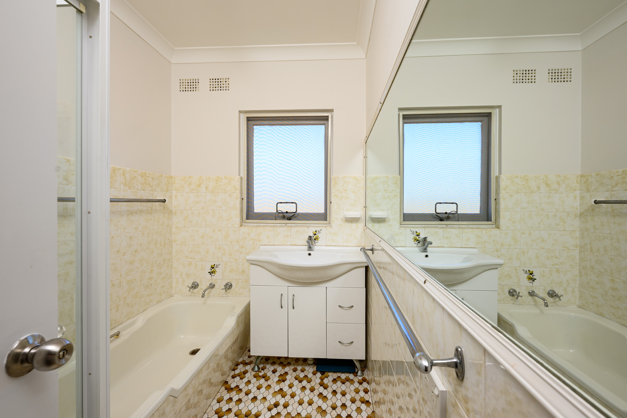 14/41 Banks Street, Monterey NSW 2217 - Image 2