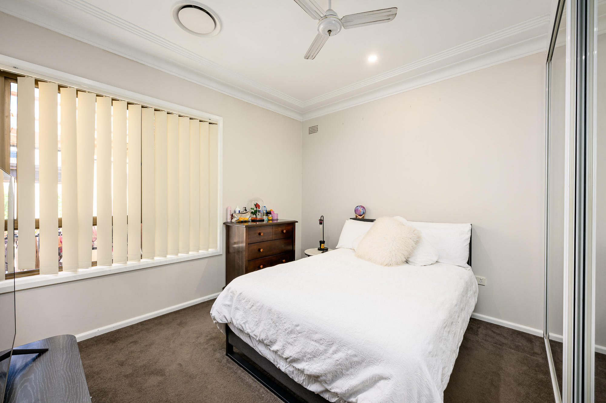 2a Chuter Avenue, Monterey NSW 2217 - Image 6