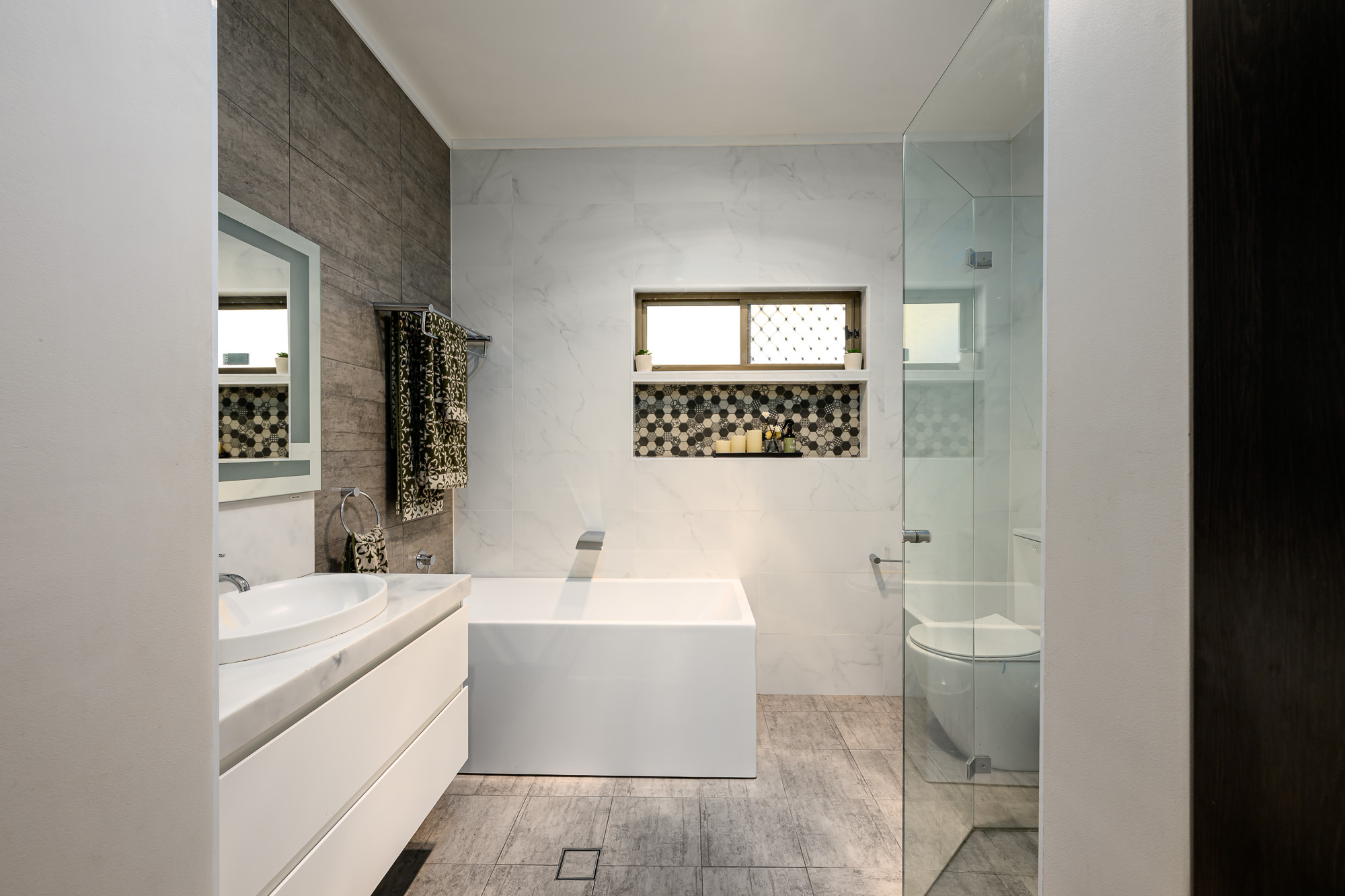 2a Chuter Avenue, Monterey NSW 2217 - Image 7