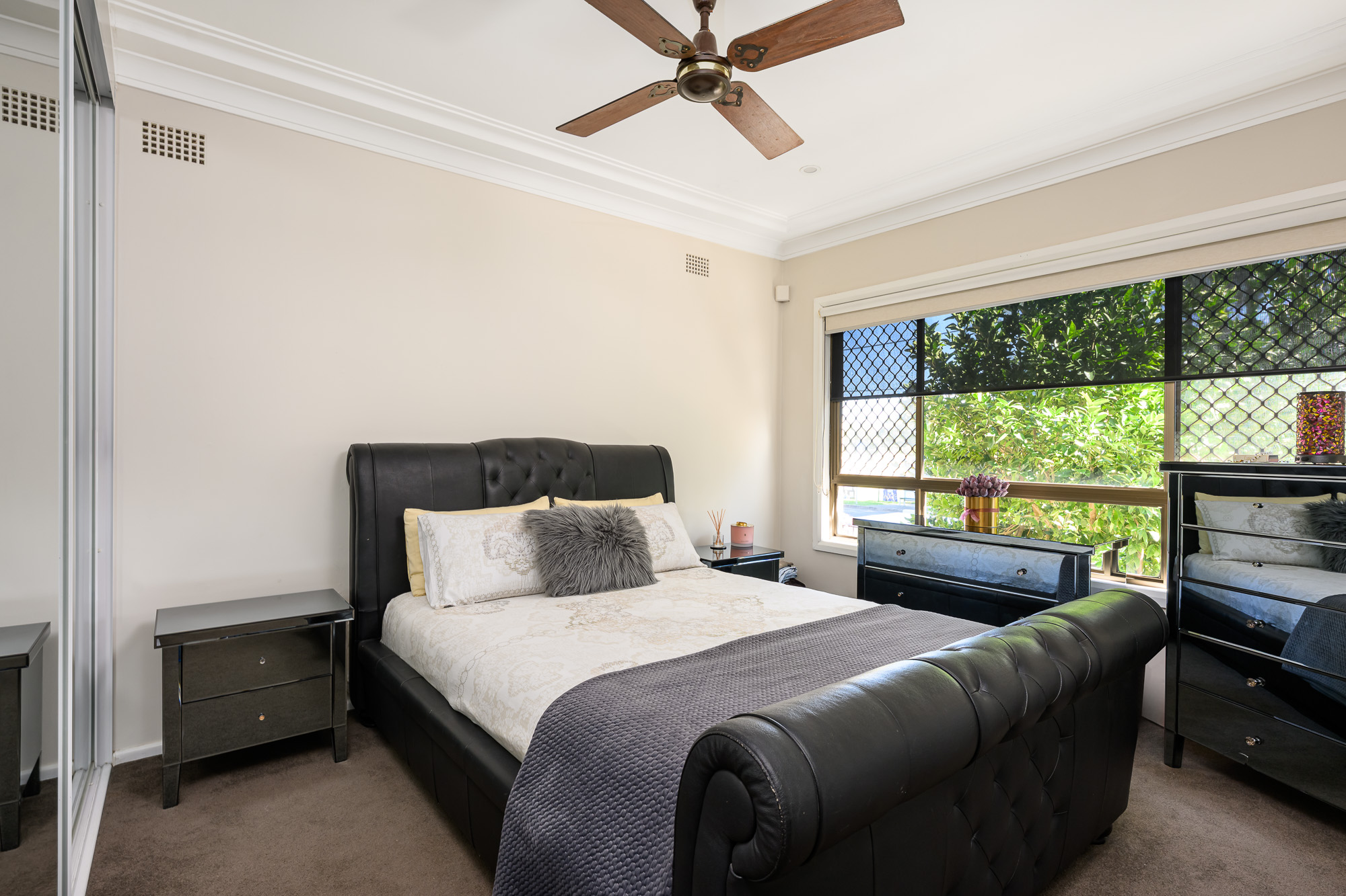 2a Chuter Avenue, Monterey NSW 2217 - Image 5